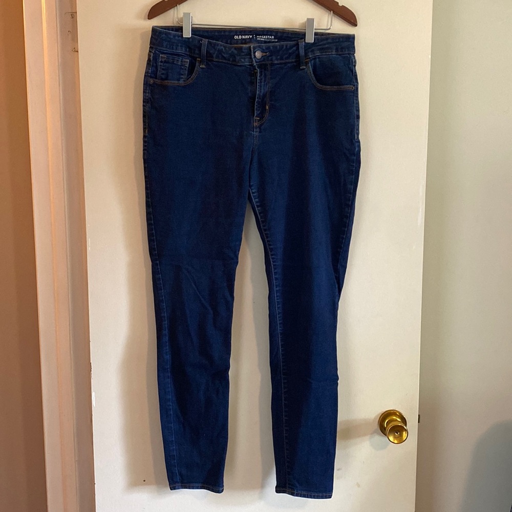 Size 16 Long Old Navy Mid-Rise Rockstar Jeans